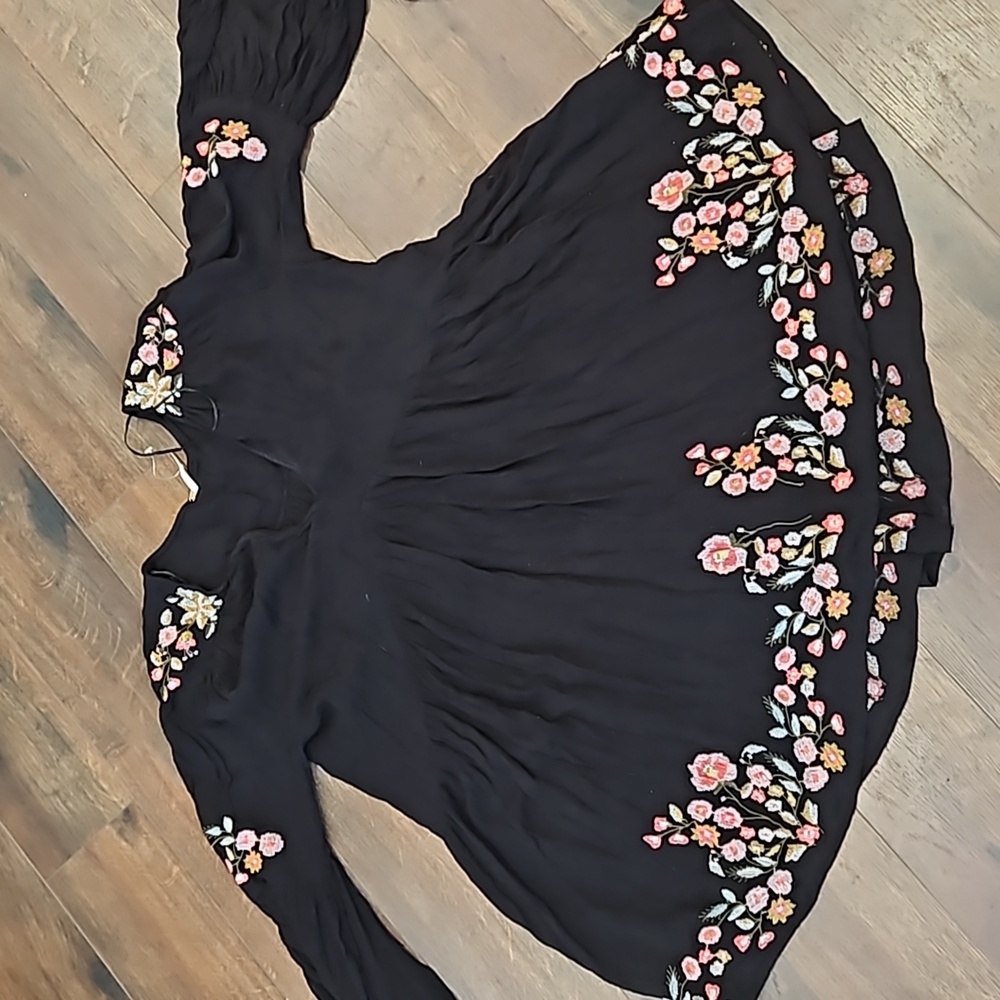 Free People black embroidered boho, cadual. Swing dress xs
